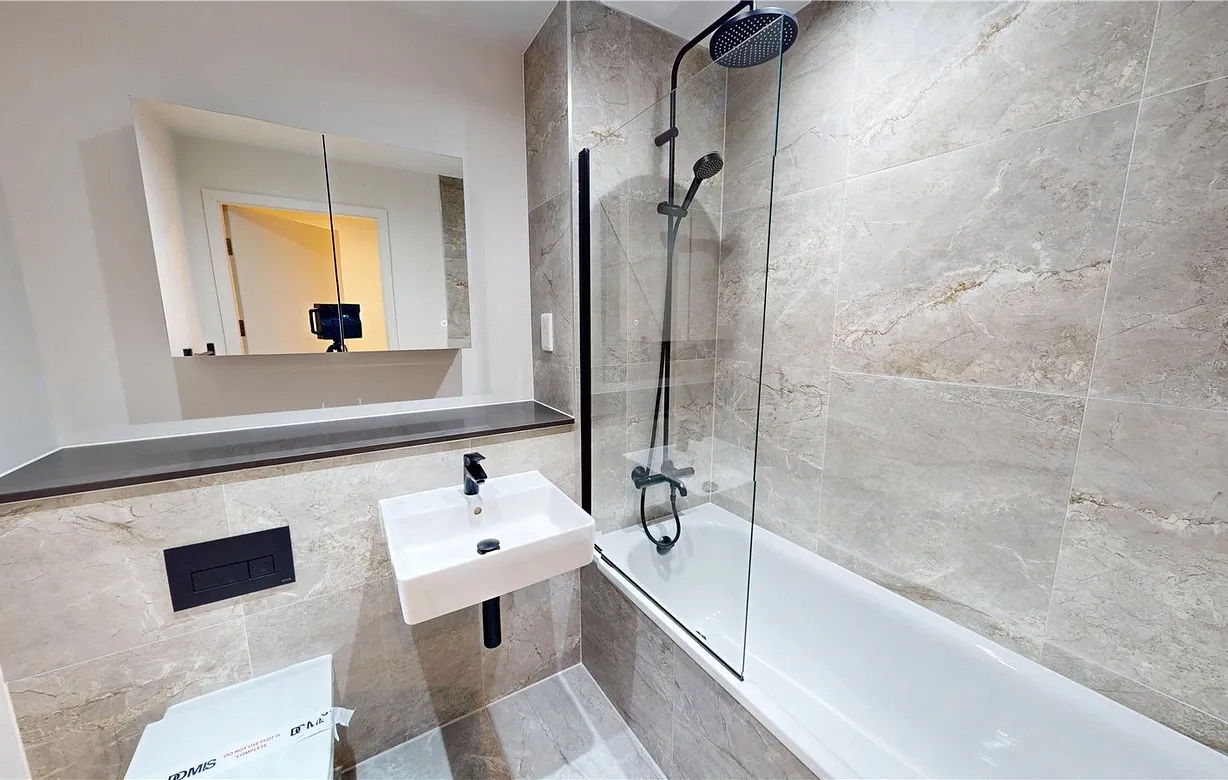 2 bedroom apartment for sale - Bentley Hurst