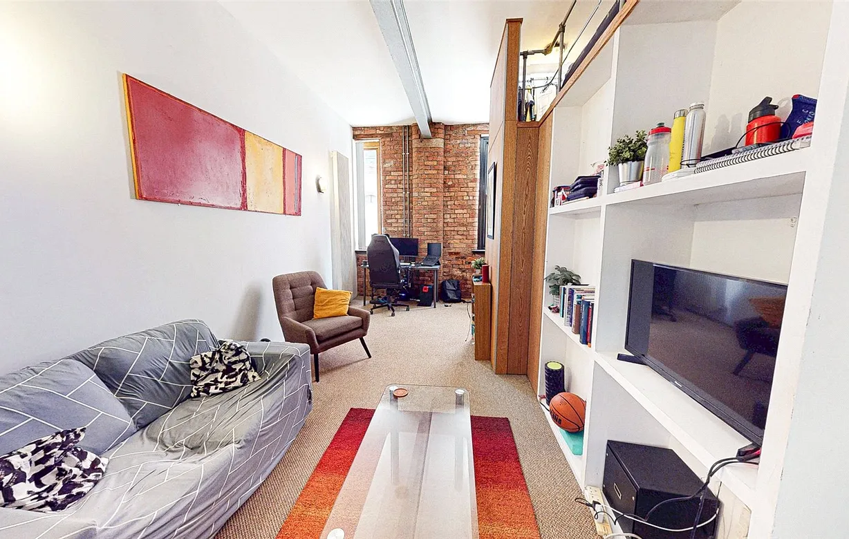 1 bedroom apartment for sale - Bentley Hurst