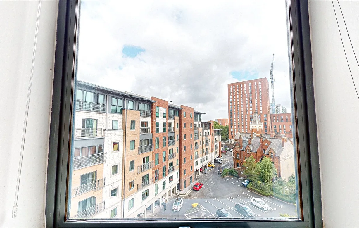 2 bedroom apartment for sale - Bentley Hurst