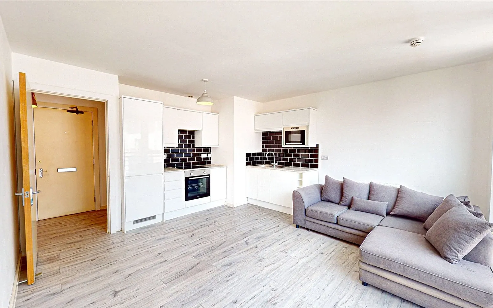 2 bedroom apartment for sale - Bentley Hurst