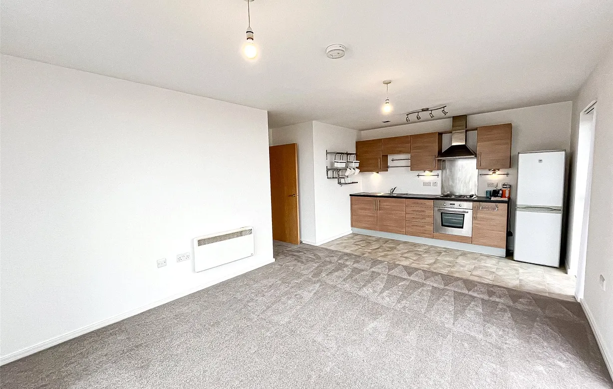 2 bedroom apartment to rent - Bentley Hurst
