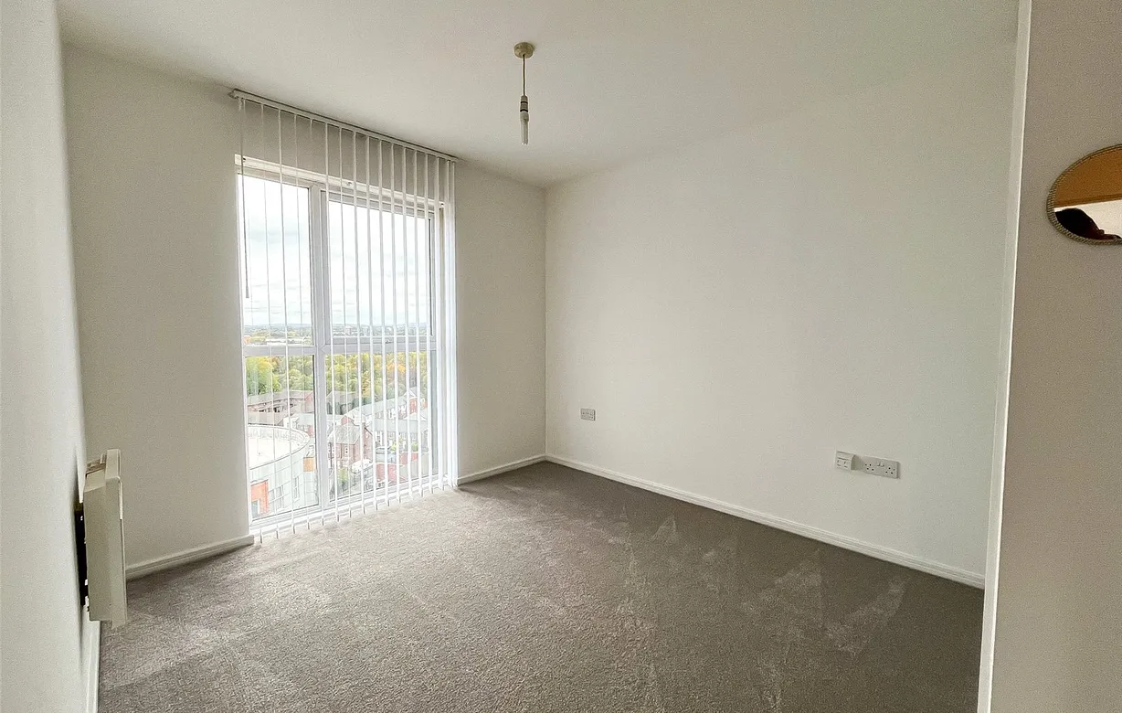 2 bedroom apartment to rent - Bentley Hurst
