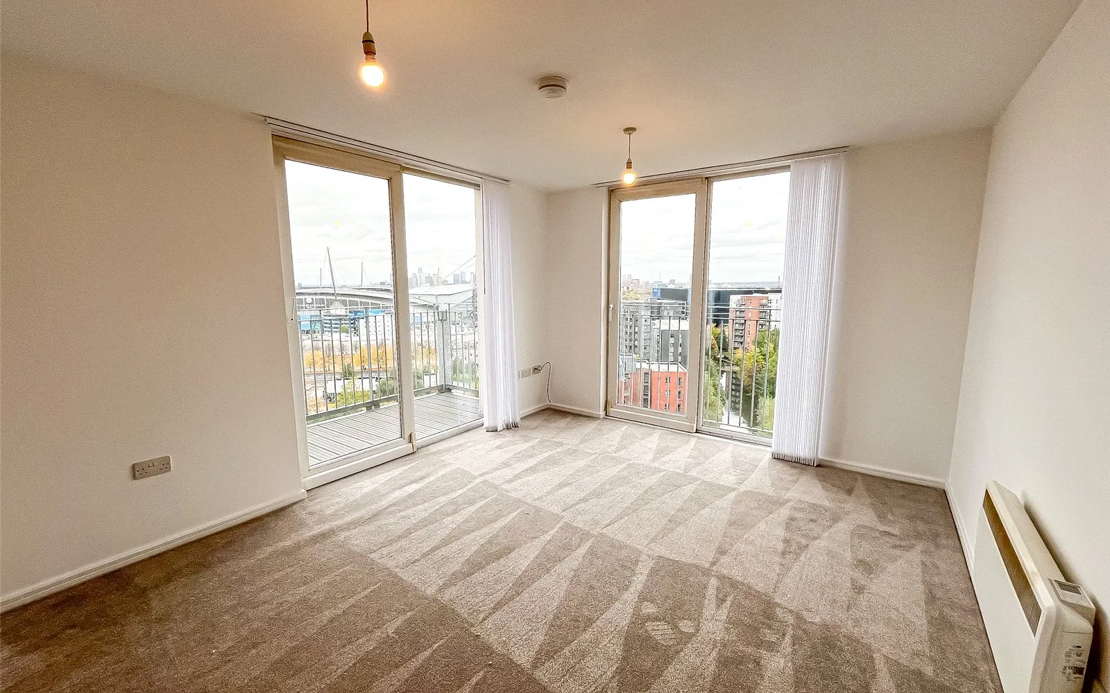 2 bedroom apartment to rent - Bentley Hurst
