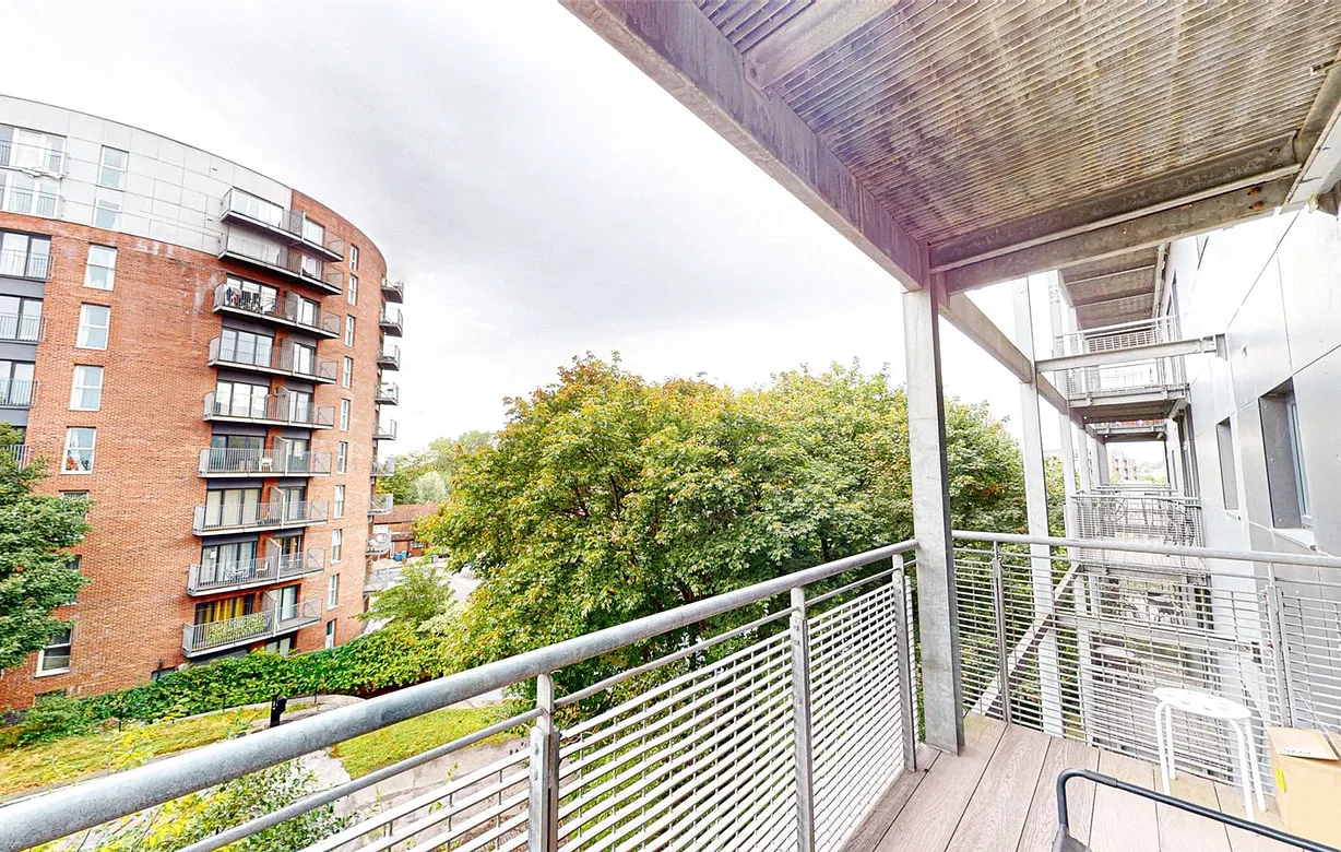 1 bedroom apartment for sale - Bentley Hurst