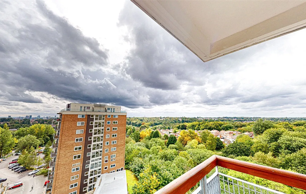 2 bedroom apartment for sale - Bentley Hurst