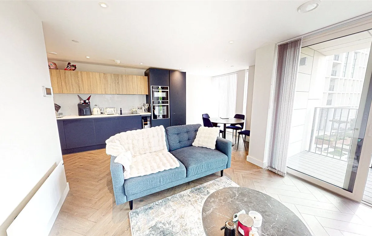 2 bedroom apartment for sale - Bentley Hurst