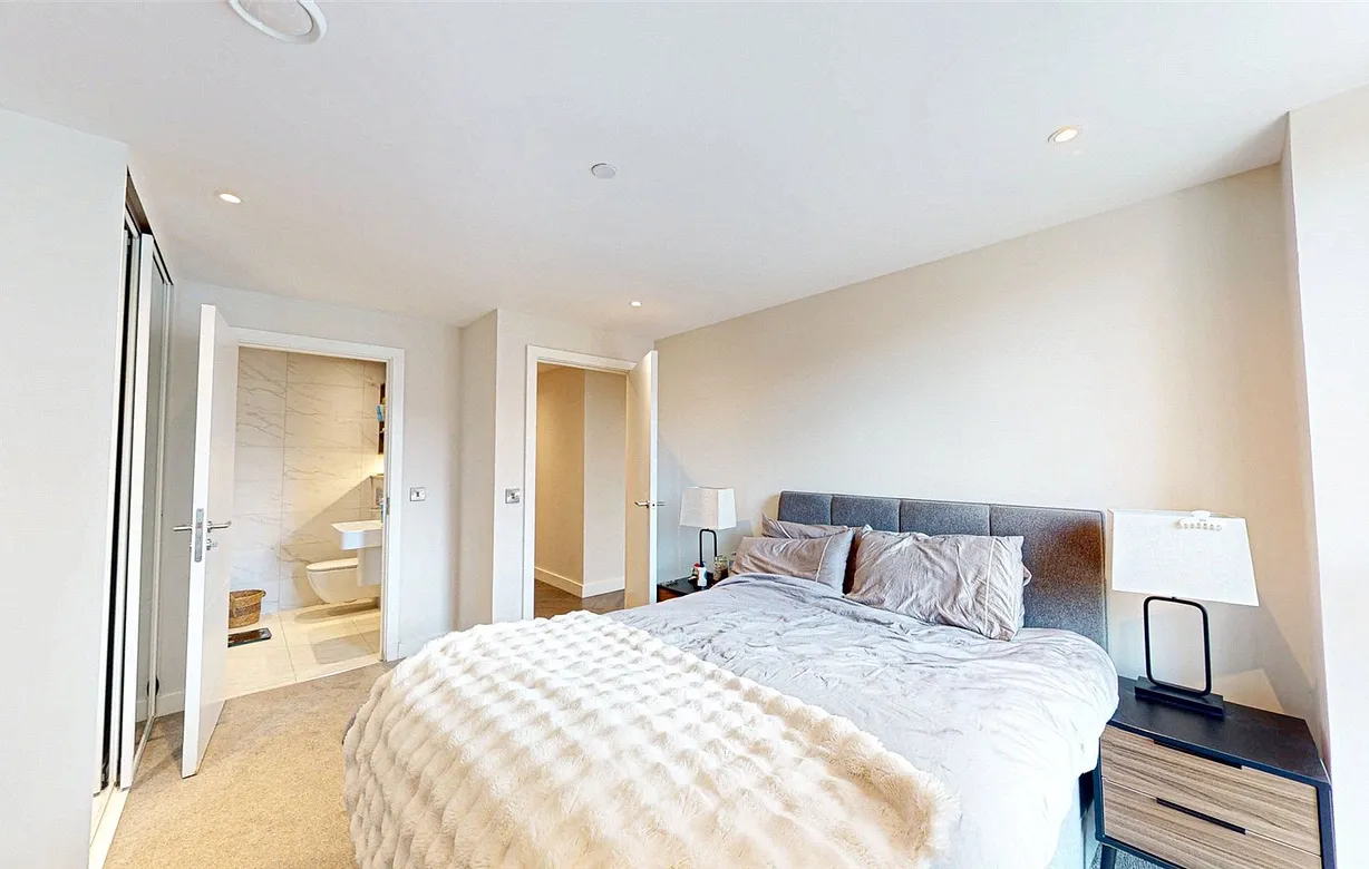 2 bedroom apartment for sale - Bentley Hurst