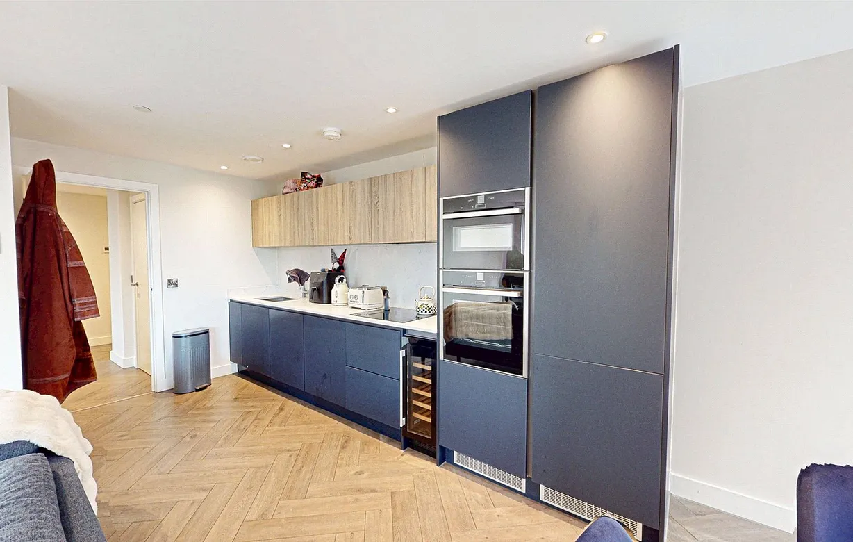 2 bedroom apartment for sale - Bentley Hurst