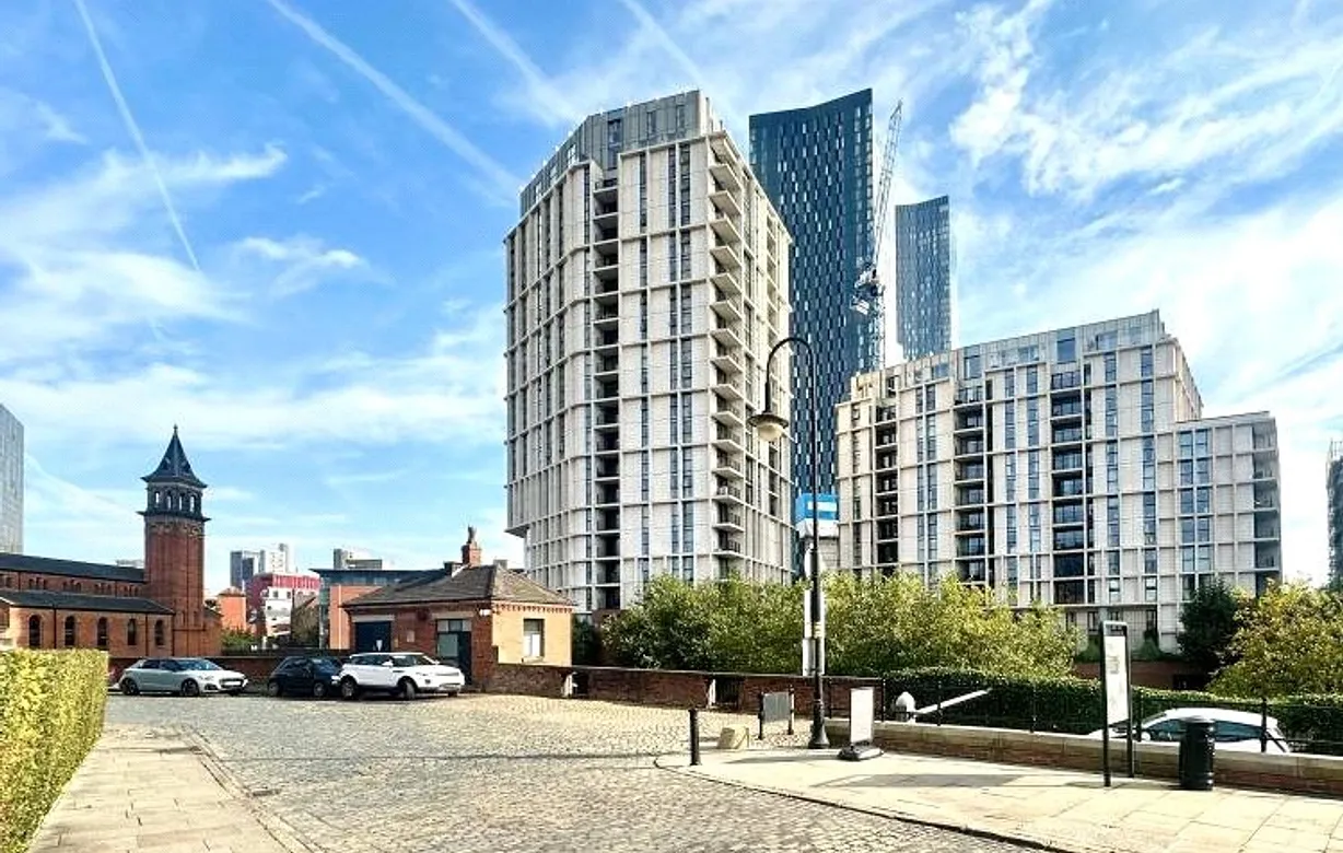 2 bedroom apartment for sale - Bentley Hurst