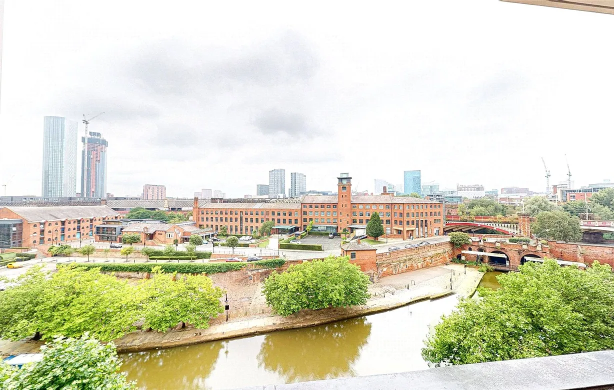 2 bedroom apartment for sale - Bentley Hurst