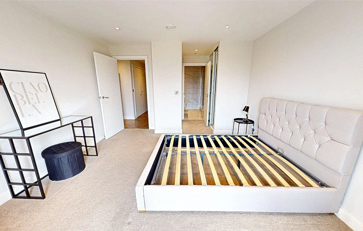 2 bedroom apartment for sale - Bentley Hurst