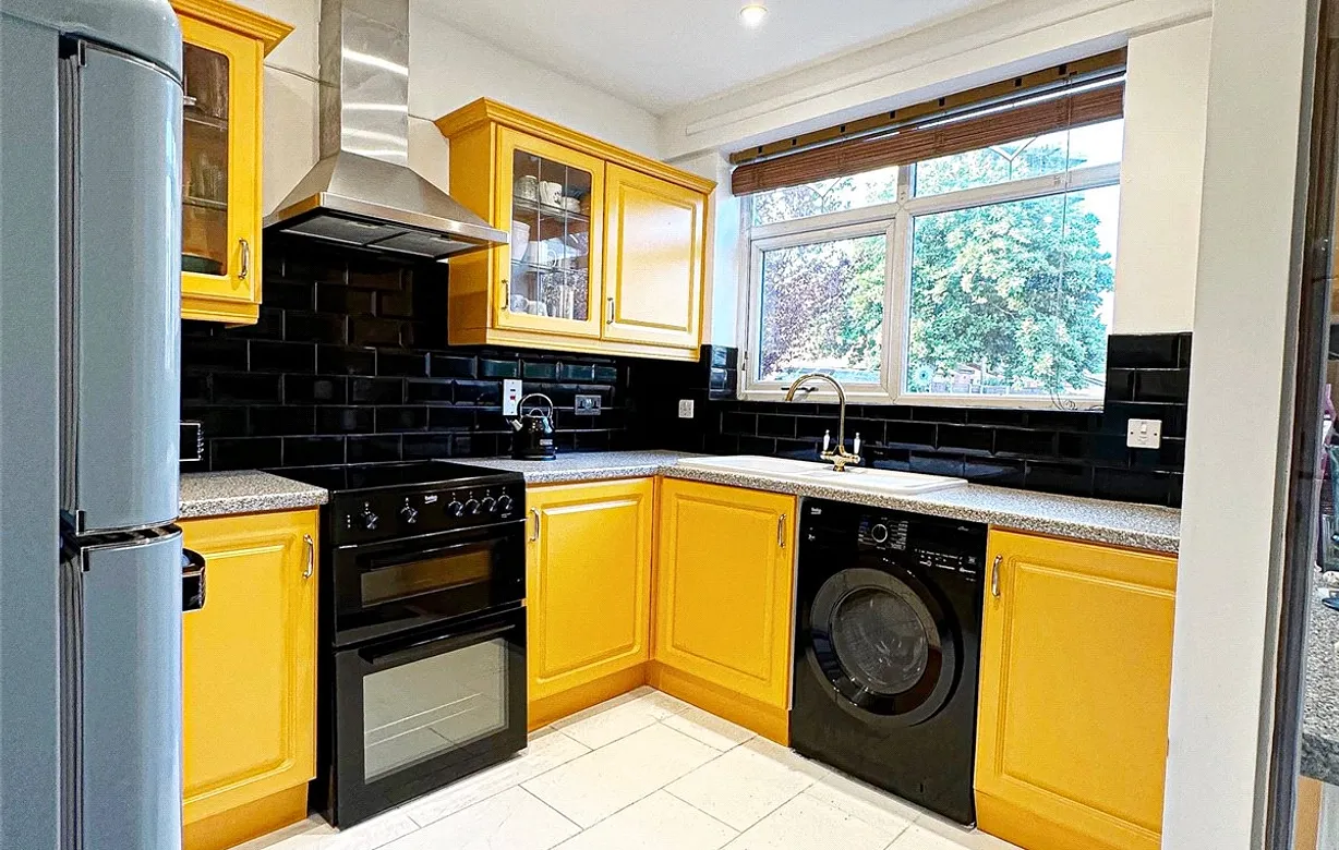 3 bedroom house for sale - Bentley Hurst