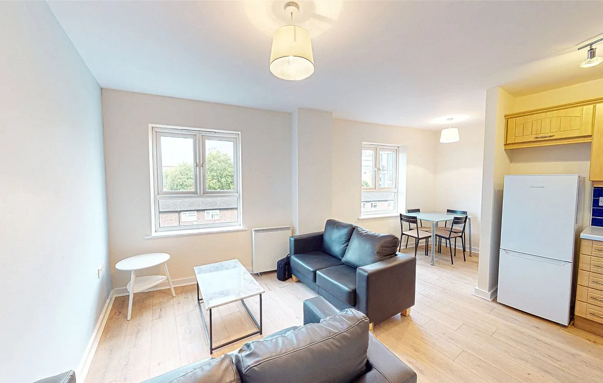 2 bedroom apartment for sale - Bentley Hurst