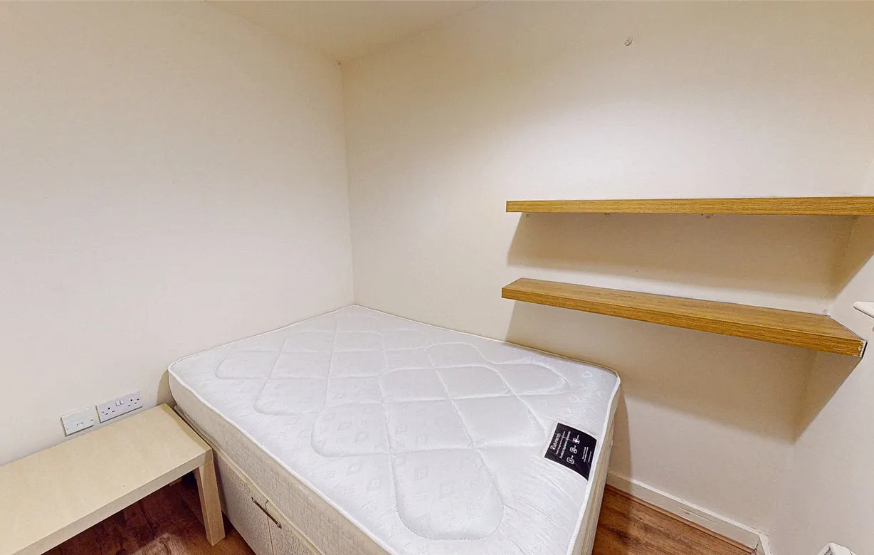 2 bedroom apartment for sale - Bentley Hurst