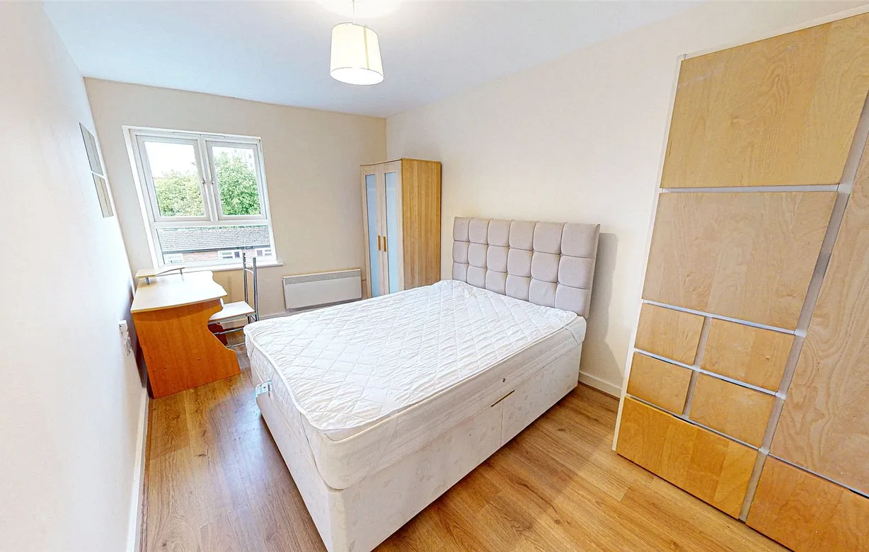 2 bedroom apartment for sale - Bentley Hurst