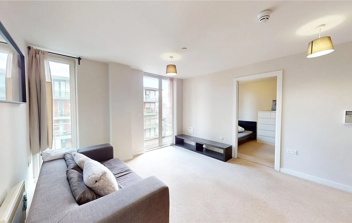 2 bedroom apartment to rent - Bentley Hurst