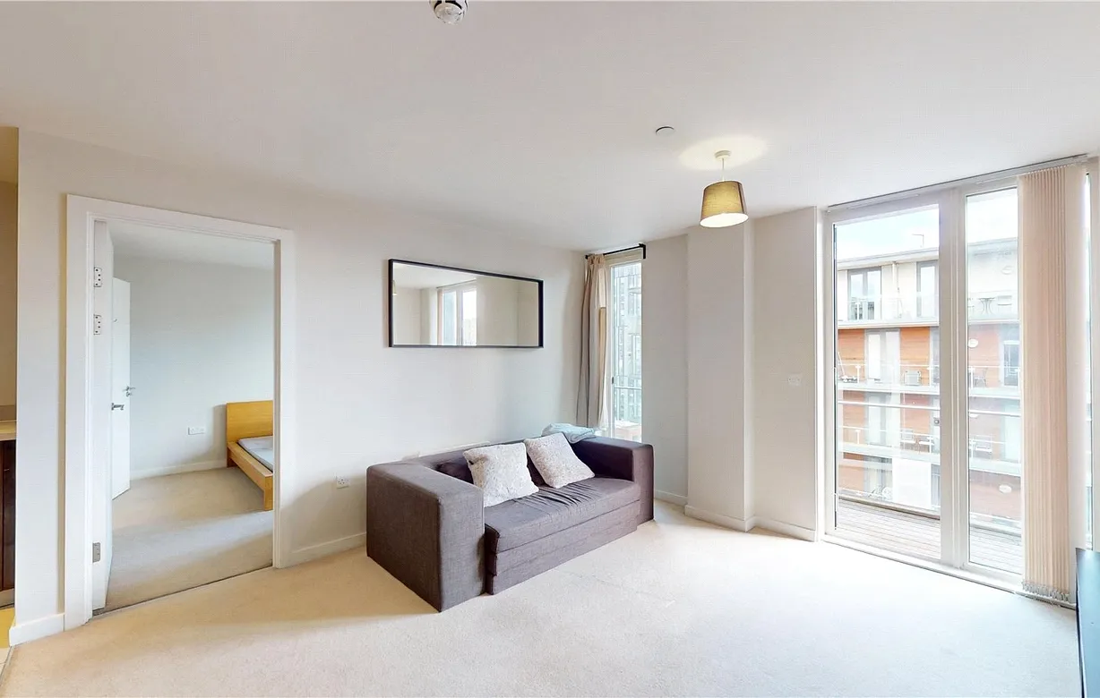 2 bedroom apartment to rent - Bentley Hurst