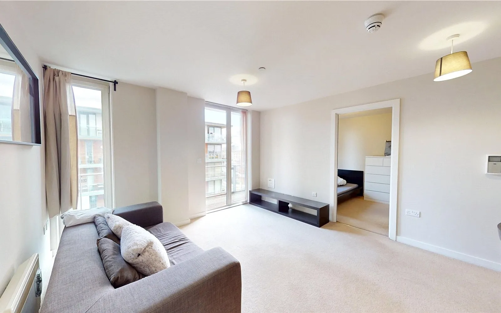 2 bedroom apartment to rent - Bentley Hurst