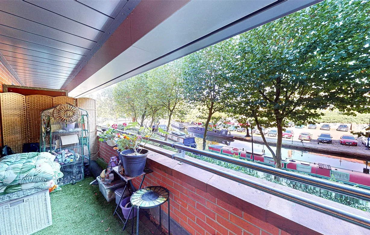 1 bedroom apartment for sale - Bentley Hurst