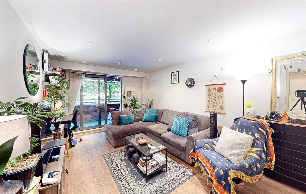 1 bedroom apartment for sale - Bentley Hurst