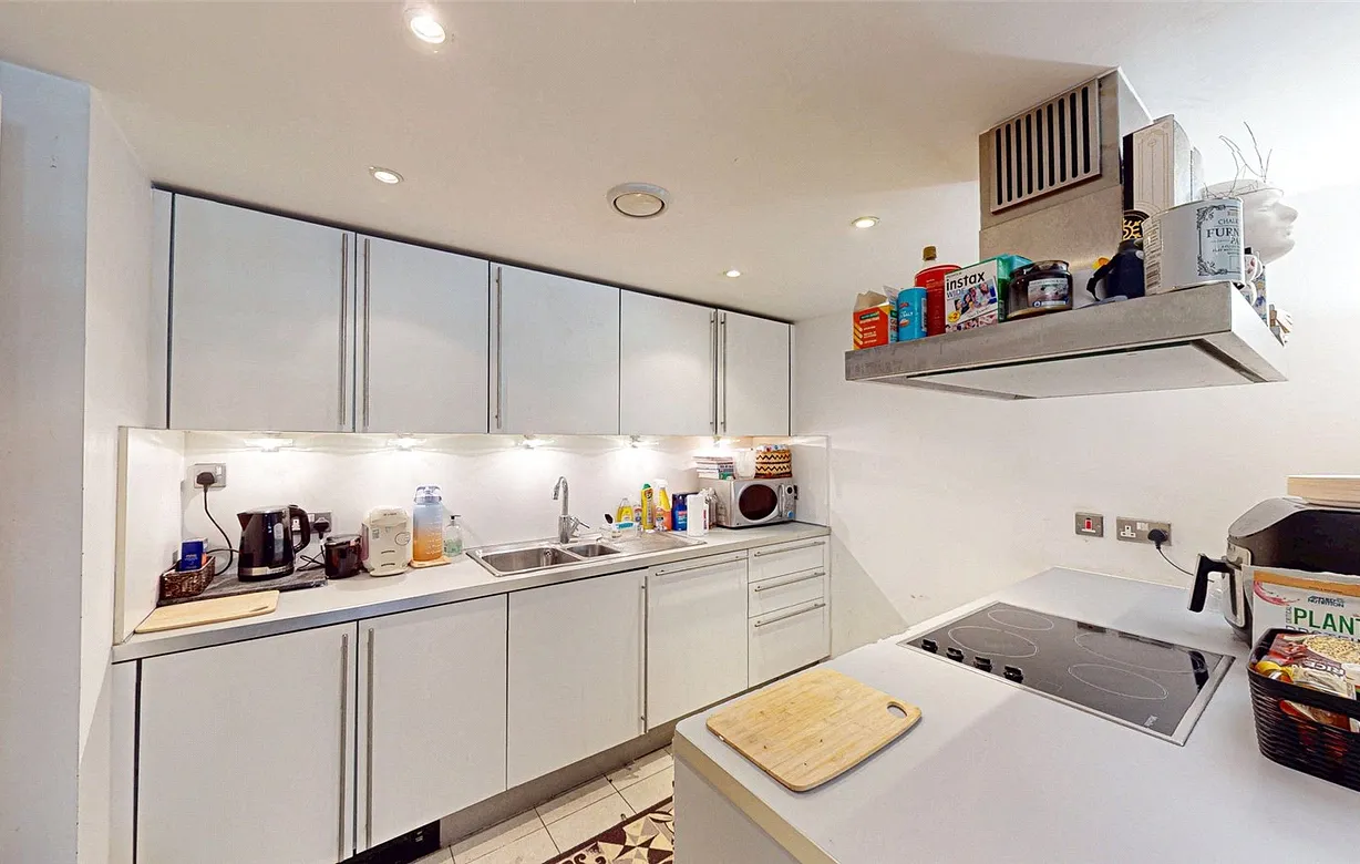 1 bedroom apartment for sale - Bentley Hurst