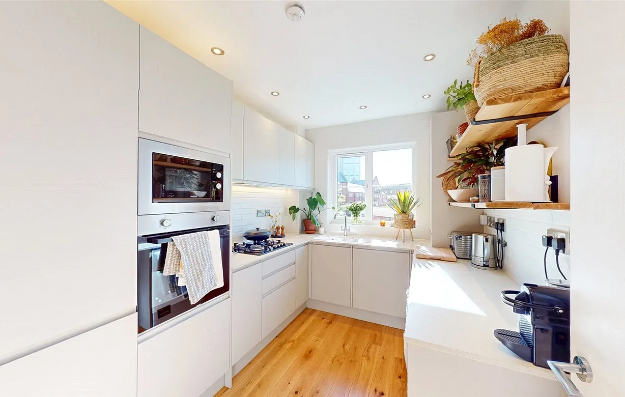 2 bedroom apartment to rent - Bentley Hurst