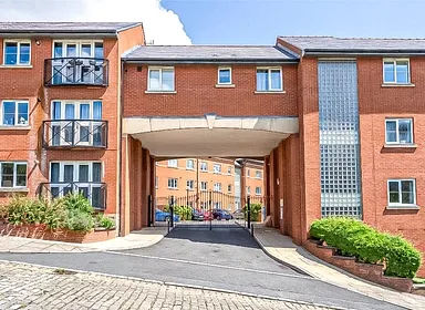 2 bedroom apartment to rent - Bentley Hurst