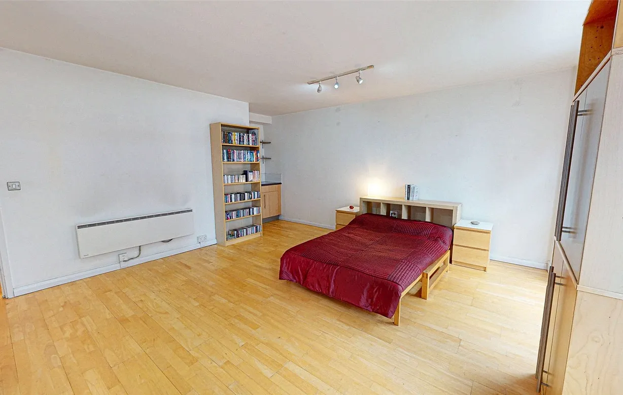 3 bedroom apartment for sale - Bentley Hurst