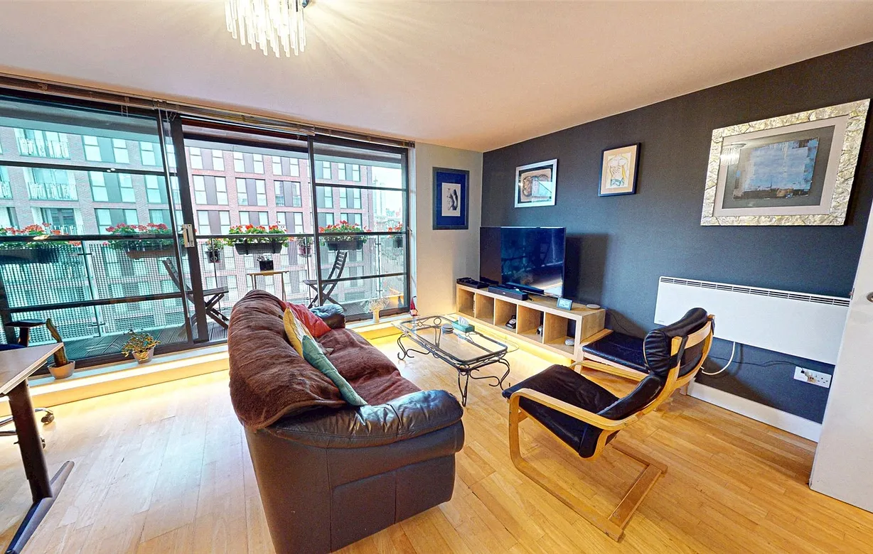 3 bedroom apartment for sale - Bentley Hurst