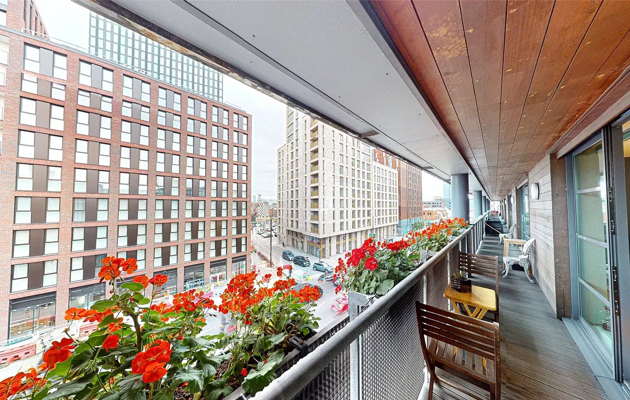 3 bedroom apartment for sale - Bentley Hurst