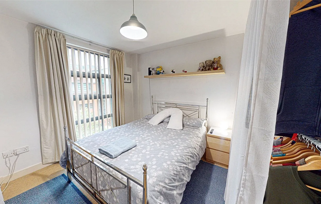 3 bedroom apartment for sale - Bentley Hurst