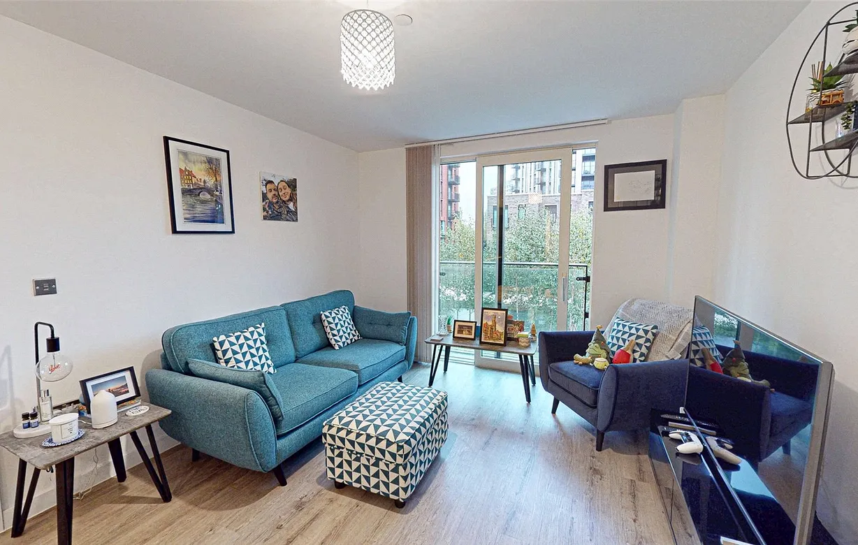 2 bedroom apartment for sale - Bentley Hurst