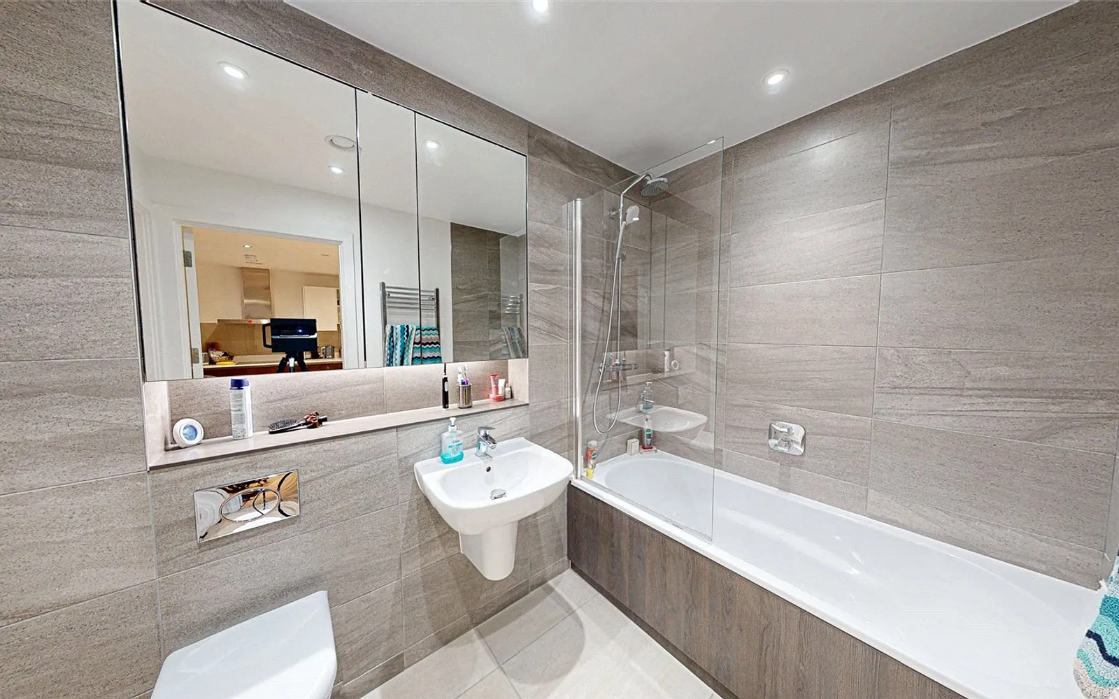 2 bedroom apartment for sale - Bentley Hurst