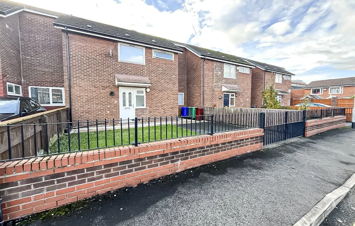 3 bedroom house to rent - Bentley Hurst