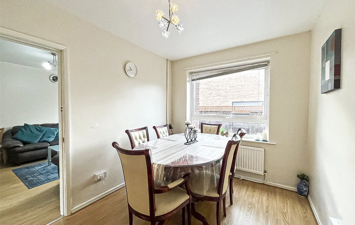 3 bedroom house to rent - Bentley Hurst