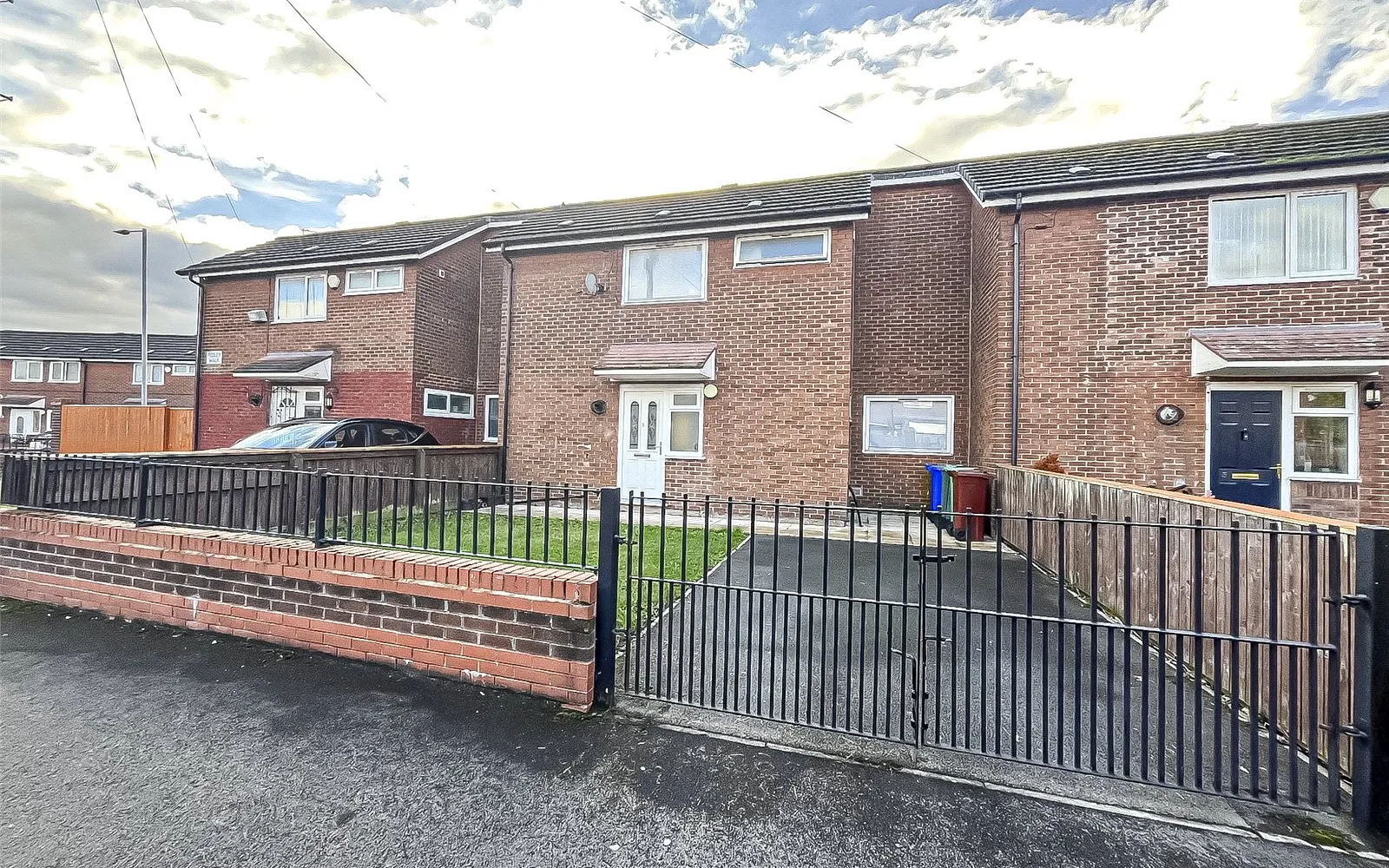 3 bedroom house to rent - Bentley Hurst