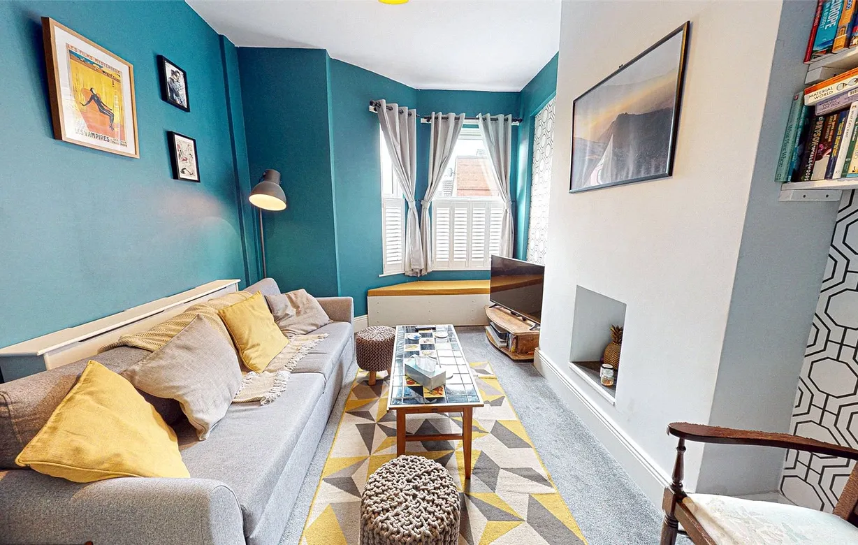 3 bedroom house for sale - Bentley Hurst