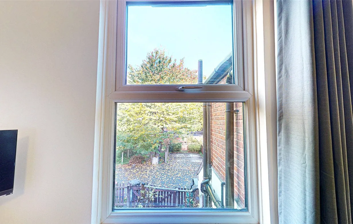 3 bedroom house for sale - Bentley Hurst