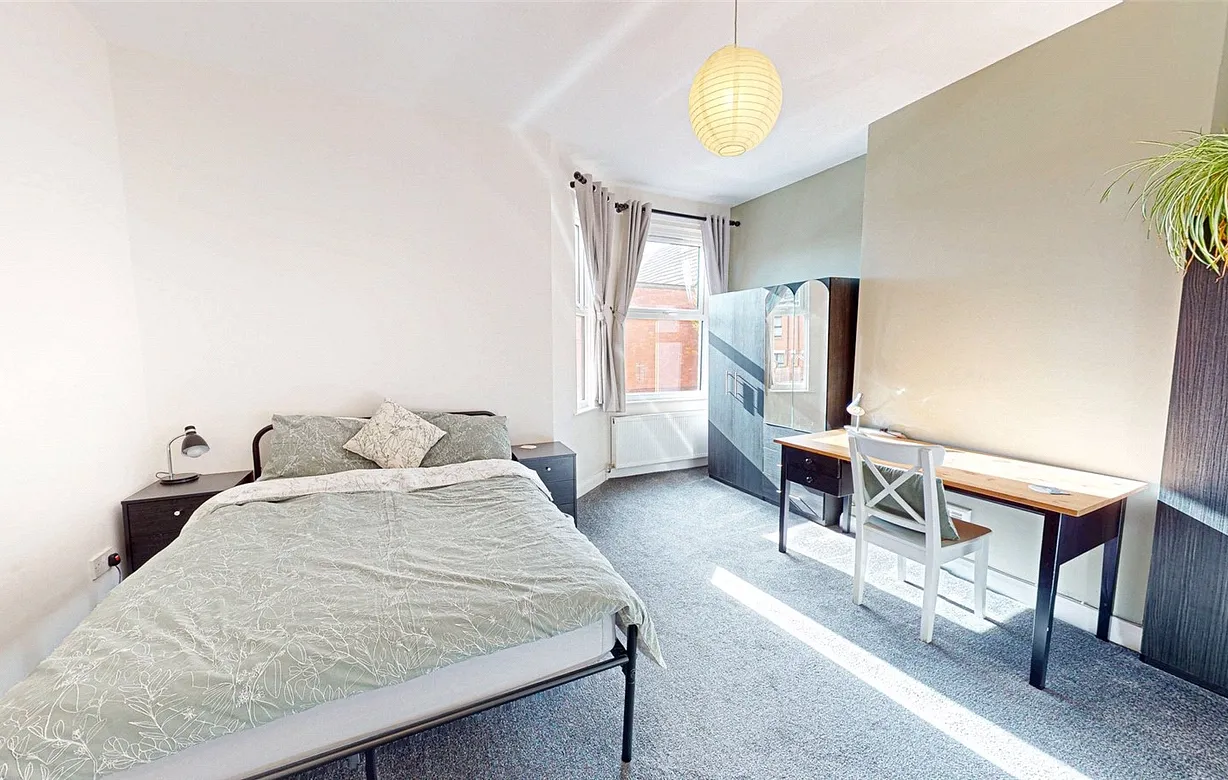 3 bedroom house for sale - Bentley Hurst