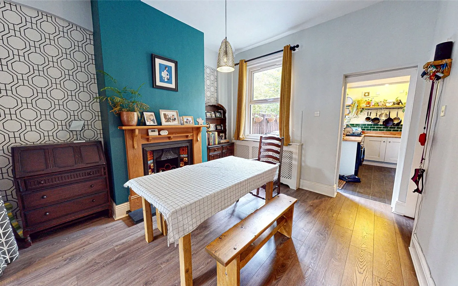 3 bedroom house for sale - Bentley Hurst