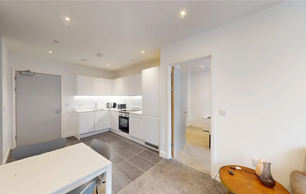 2 bedroom apartment to rent - Bentley Hurst