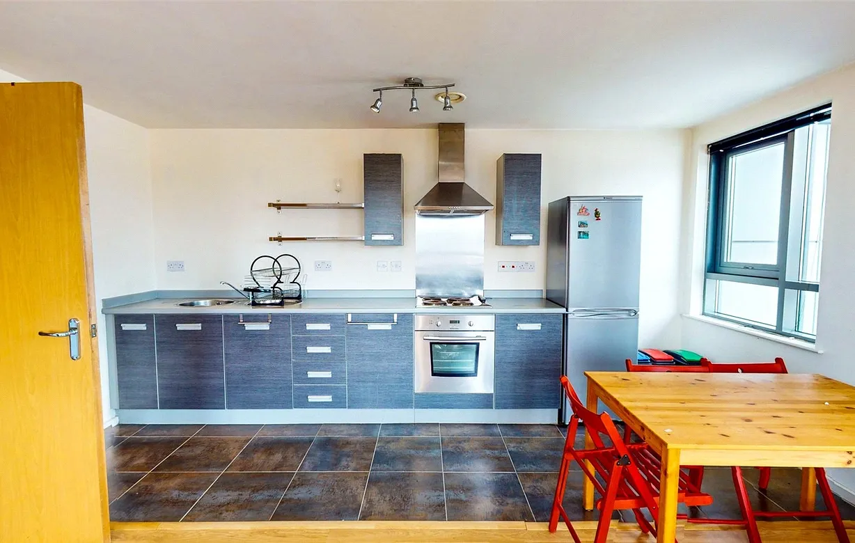 2 bedroom apartment to rent - Bentley Hurst