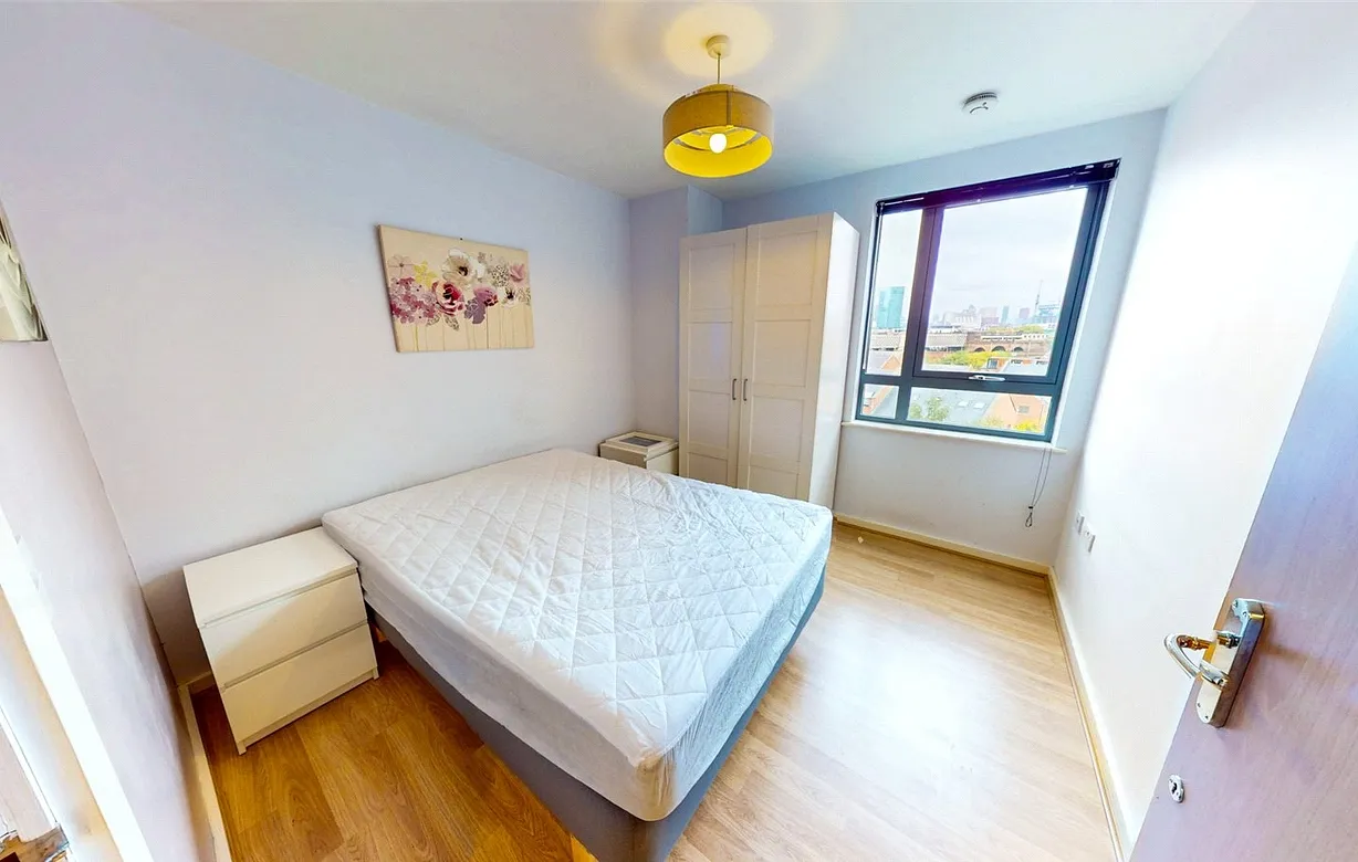 2 bedroom apartment to rent - Bentley Hurst
