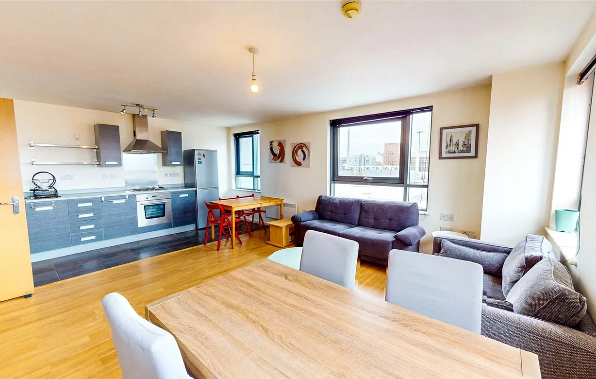 2 bedroom apartment to rent - Bentley Hurst