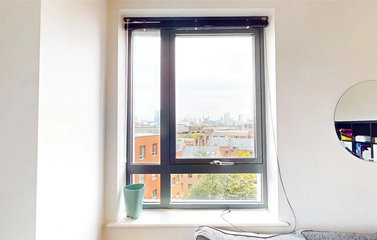 2 bedroom apartment to rent - Bentley Hurst