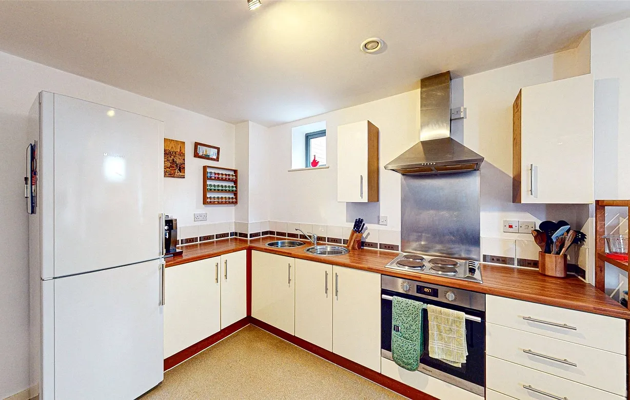 2 bedroom apartment for sale - Bentley Hurst