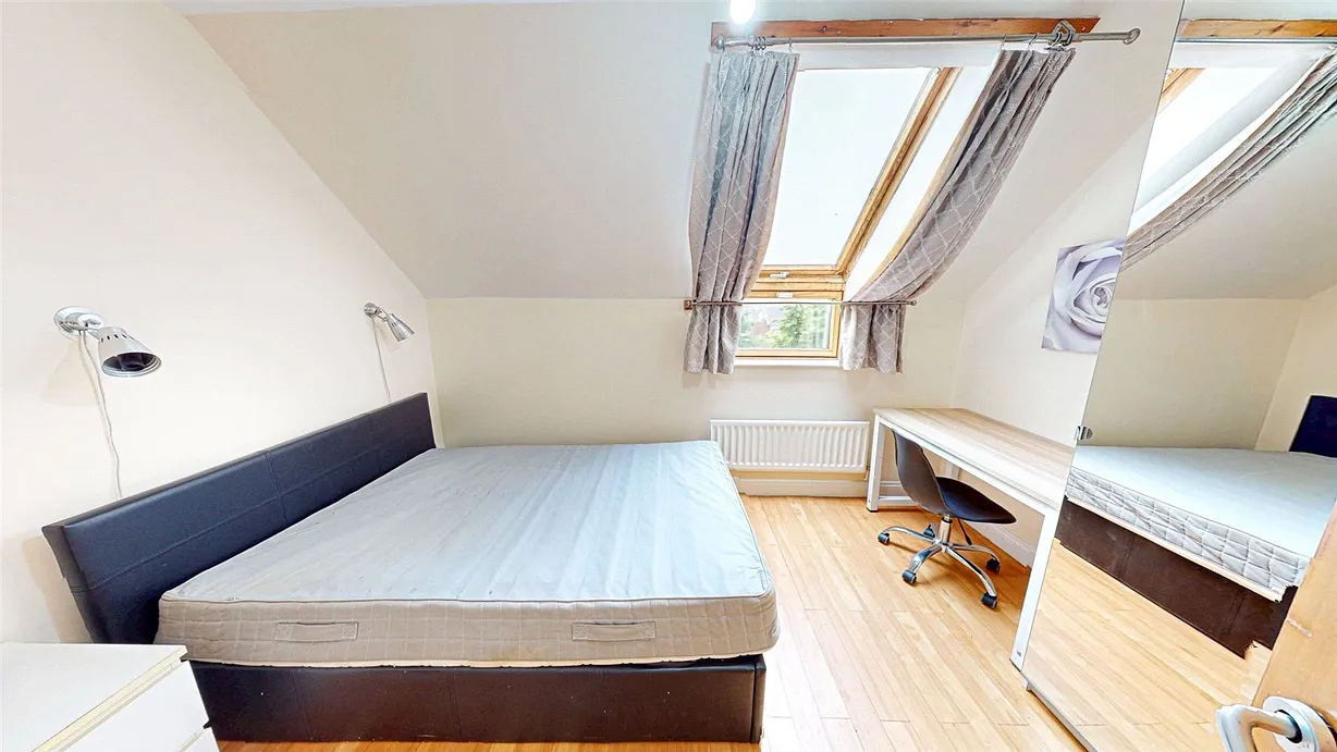 3 bedroom house for sale - Bentley Hurst