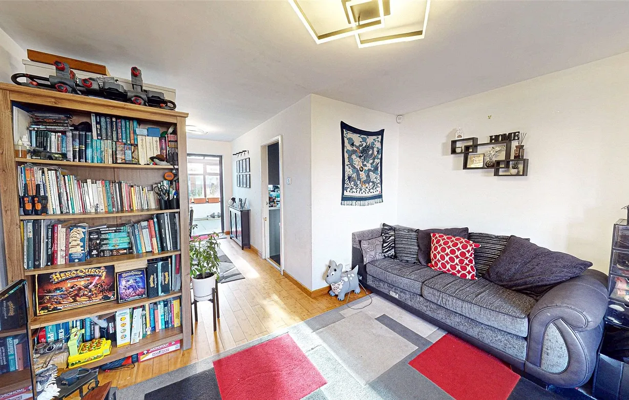 3 bedroom house for sale - Bentley Hurst