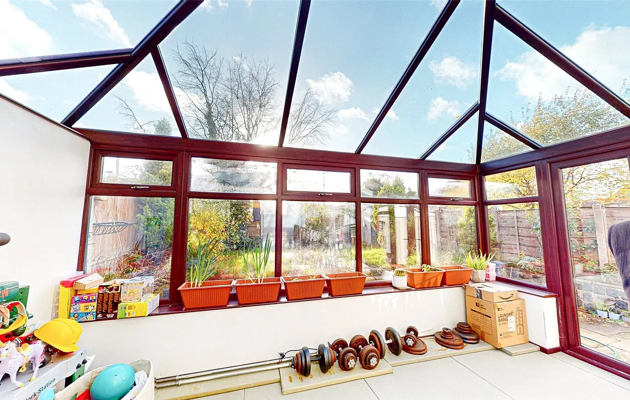 3 bedroom house for sale - Bentley Hurst