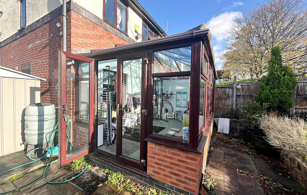 3 bedroom house for sale - Bentley Hurst